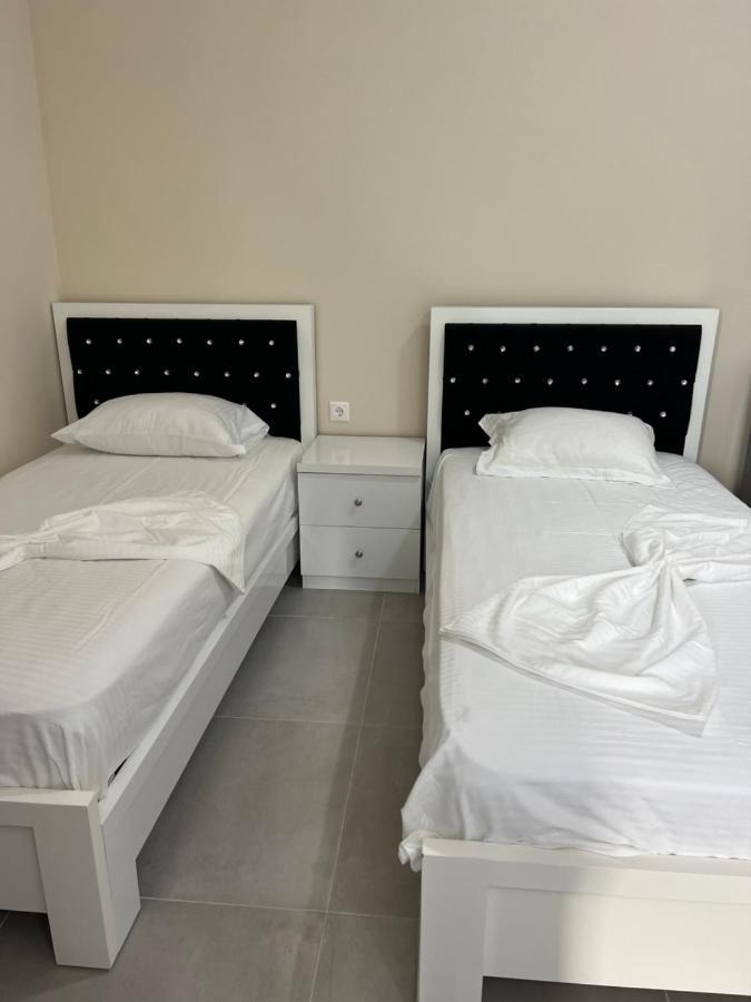 Harmony Apartments Sarandë Esterno foto