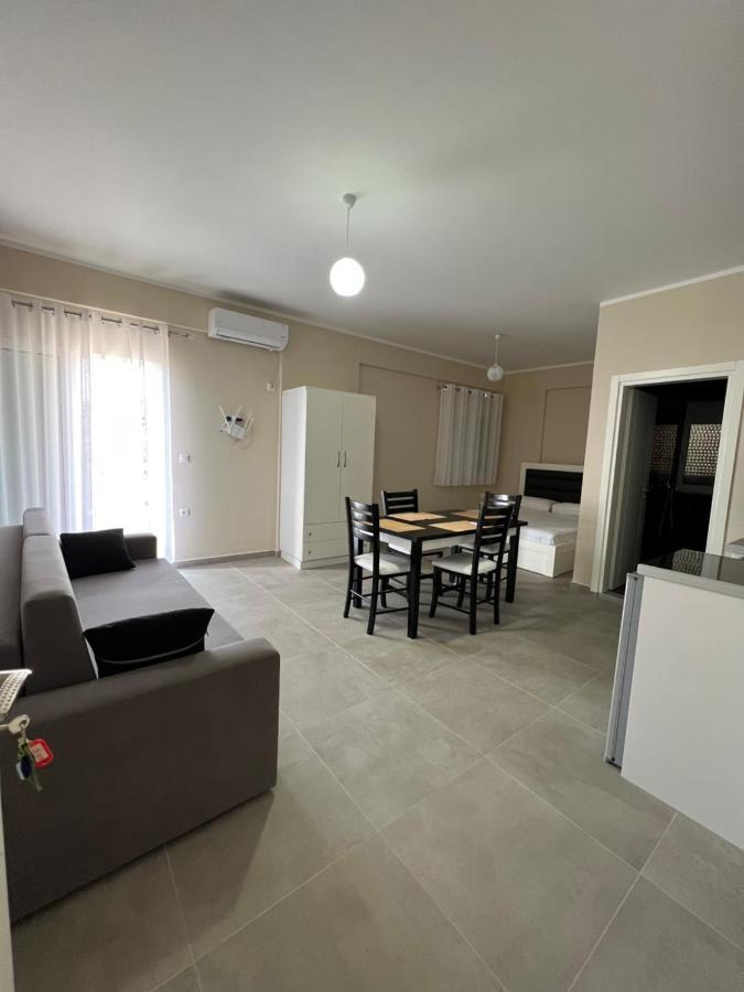 Harmony Apartments Sarandë Esterno foto