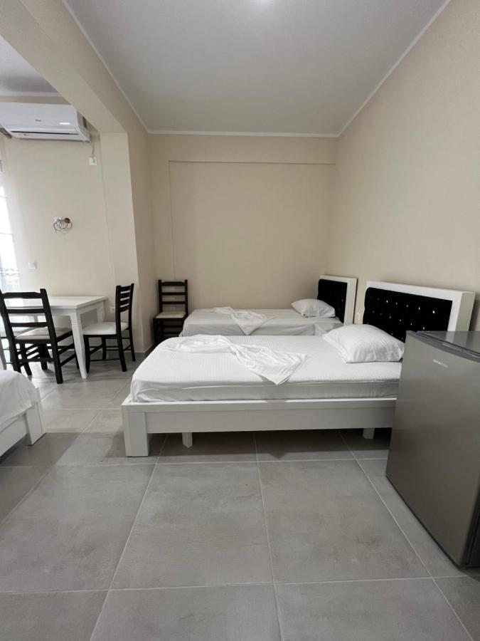 Harmony Apartments Sarandë Esterno foto