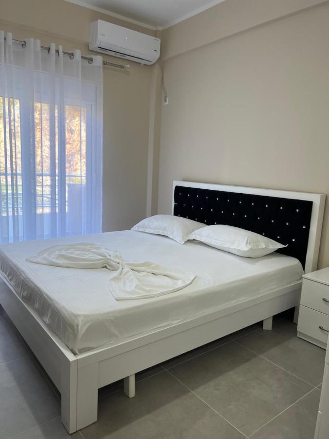 Harmony Apartments Sarandë Esterno foto